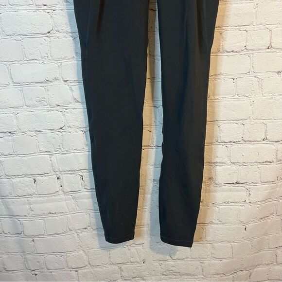 Alphalete Workout Leggings size medium - Picture 5 of 8